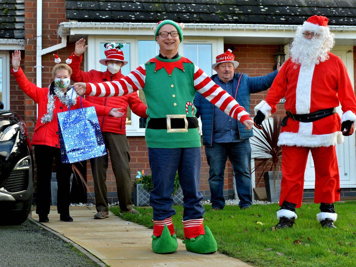 Santa paid a visit to the home of: Jason Smith, with helpers Cheryl Thomas and Chris Corfield