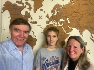 Philip Dunne MP meets Ukrainian family Kristina and her daughter, aged seven, living in Church Stretton with Cllr Hilary Luff