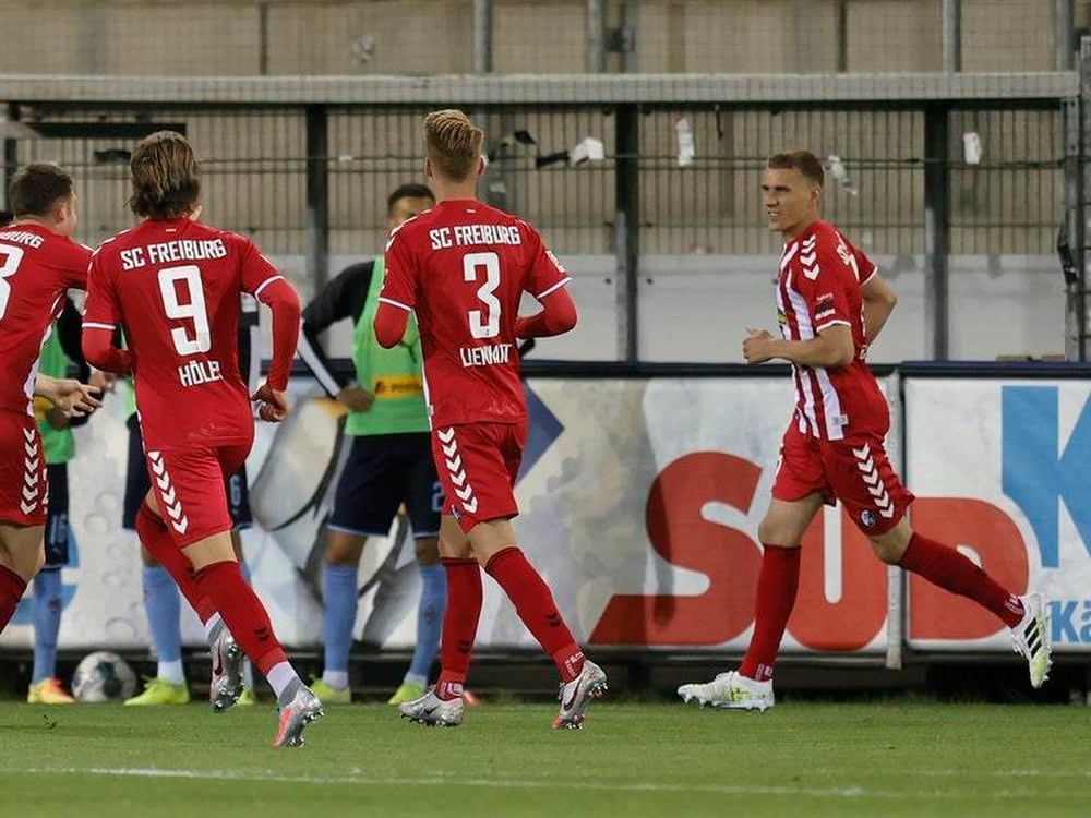 Nils Petersen gives Freiburg victory over Borussia Monchengladbach ...