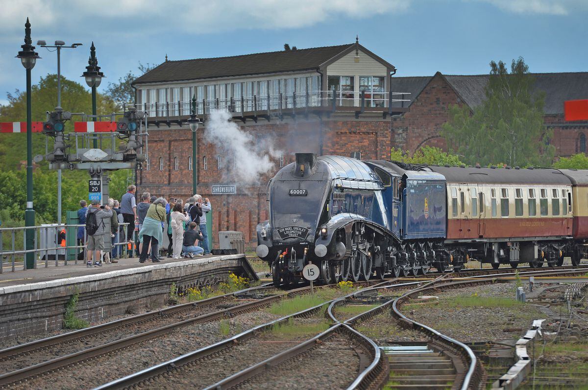 Sir Nigel Gresley set a post-war speed record for steam engines in the UK, recording 112mph in 1959