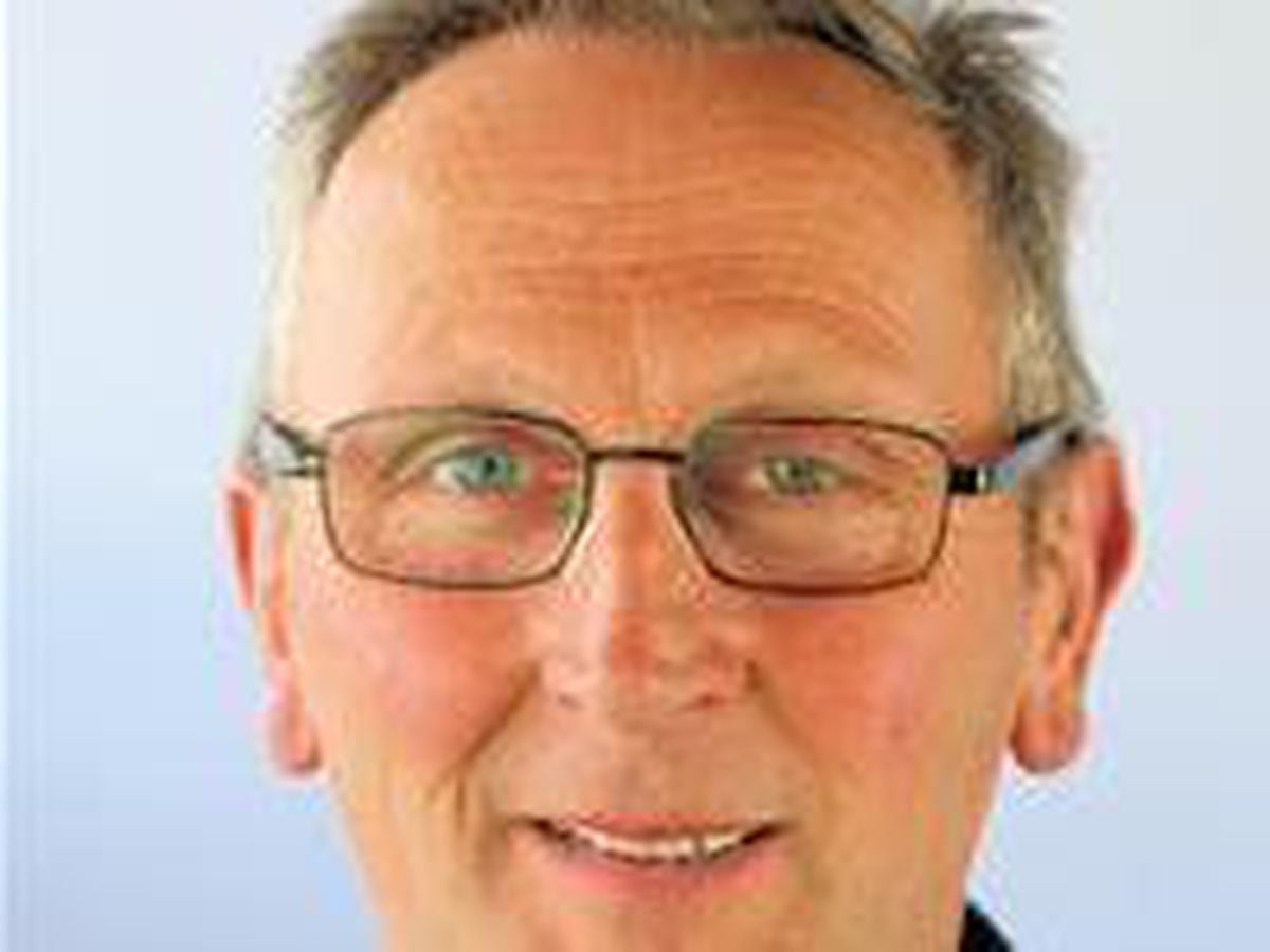 Councillor Peter Lewis