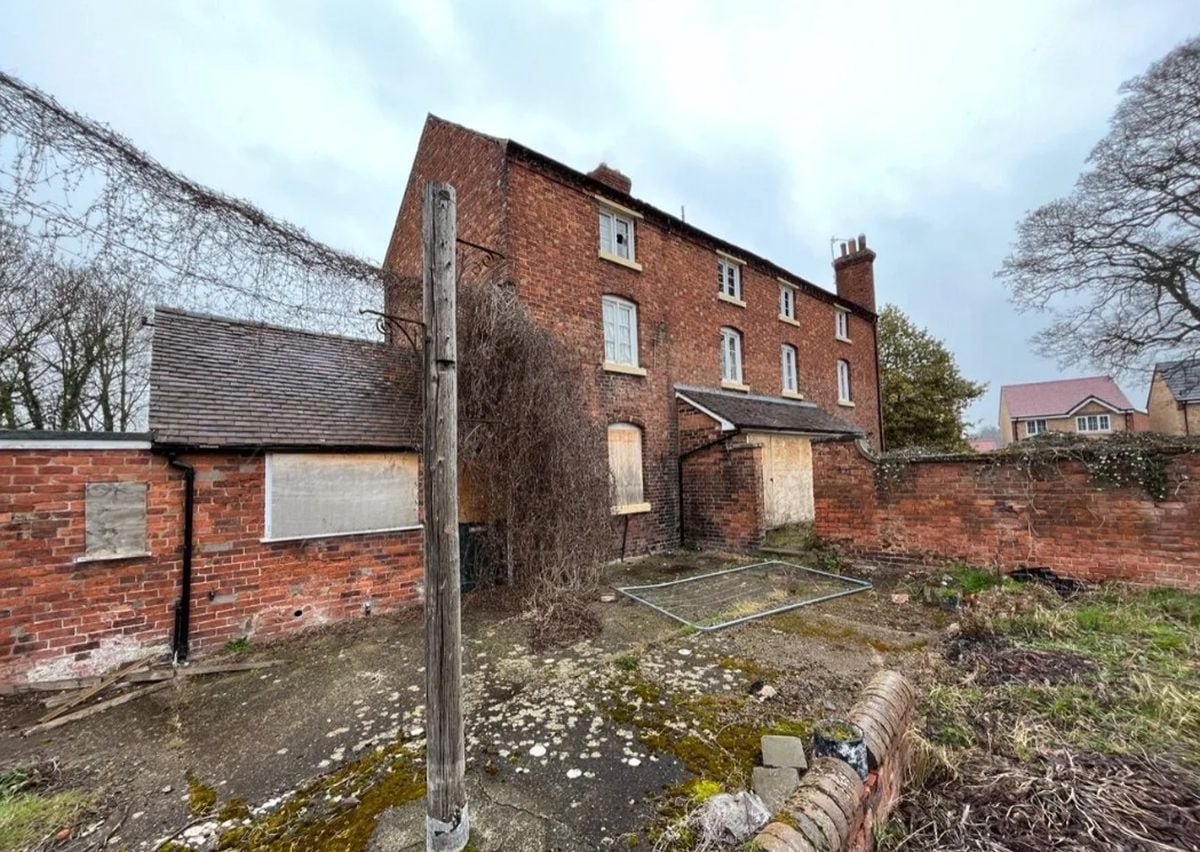 The back of the house is partially walled and a little overgrown. Picture: Zoopla