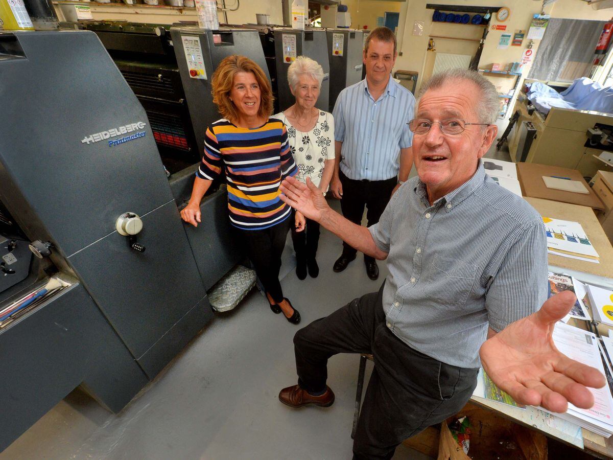 SHREW COPYRIGHT SHROPSHIRE STAR STEVE LEATH 16/08/2022..Pics in Wem at N S Print of Reg Parsons 78, celebrating over 50 years in business (52 infact). He lives in Wem and on some pics are also his wife: Jan Parsons 77, daughter: Julie Parsons 52 and son: Richard Parsons 54..