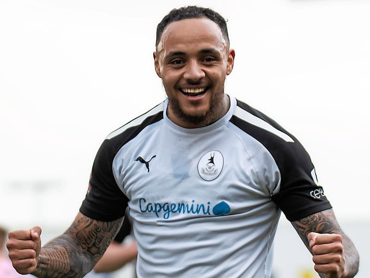 Montel Gibson has returned to AFC Telford United on a permanent deal having impressed on loan from Ilkeston