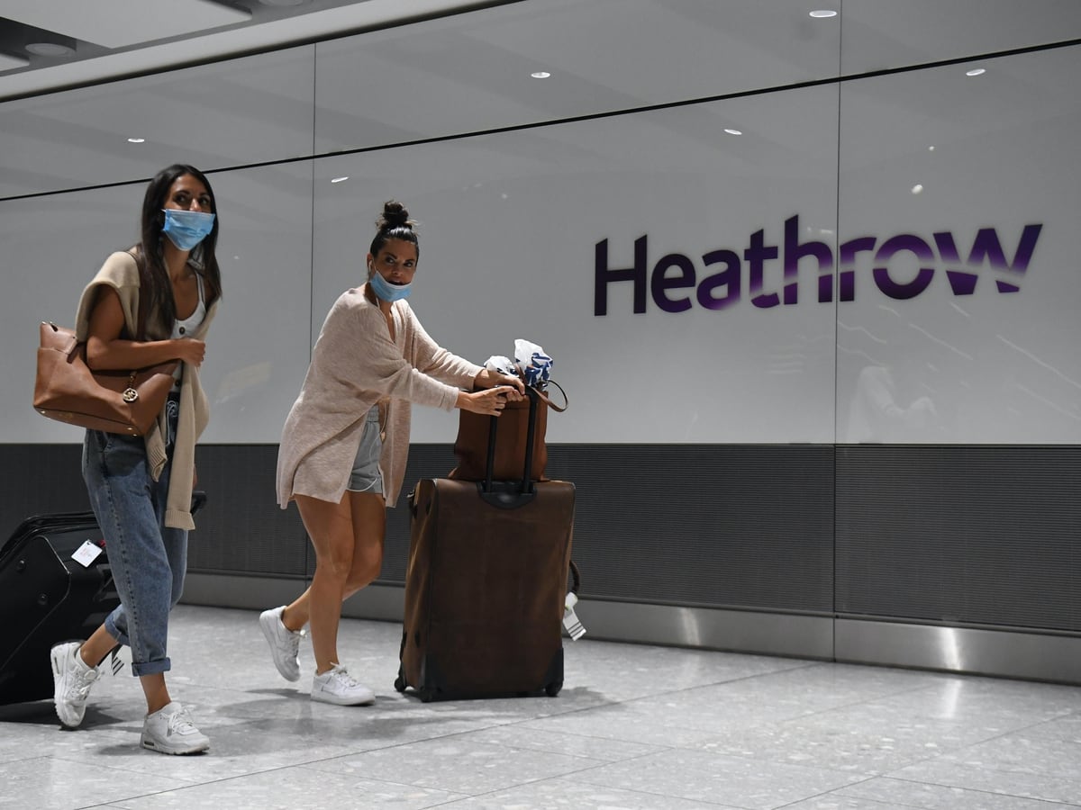 Jobs at risk as Heathrow begins consulting with unions over pay cuts