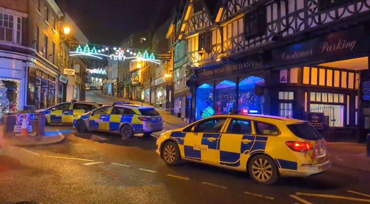 Police blocking off Wyle Cop, Shrewsbury, after the bomb threat - which later turned out to not be genuine - was made. Photo: Andrew Brady