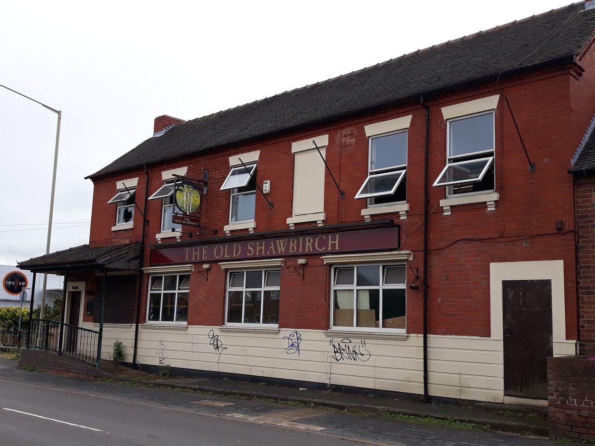 Call To Demolish Eyesore Telford Pub Amid Squatter Fear Shropshire Star