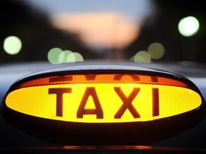 Know the difference between a taxi and priate hire