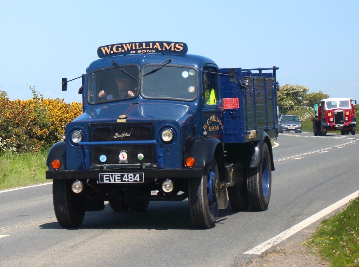 Convoy of classic lorries hit the road for weekend of scenic trips