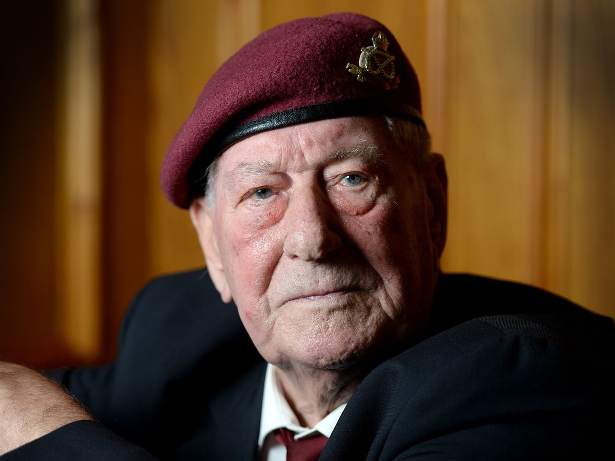 Arnhem veteran Tom Brewin, who has died aged 97