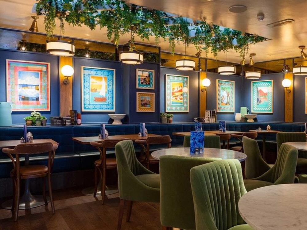Carluccio's lines up advisers for possible administration UK News