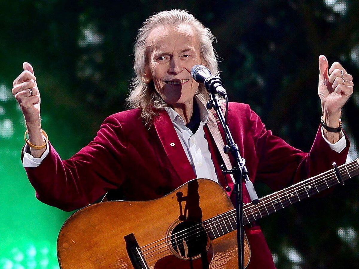 Gordon Lightfoot performs during the evening ceremonies of Canada’s 150th anniversary of Confederation, in Ottawa, Ontario, on July 1, 2017