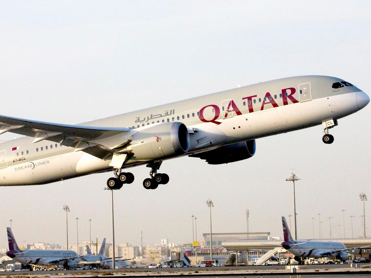 A Qatar Airways Boeing 787 Dreamliner
