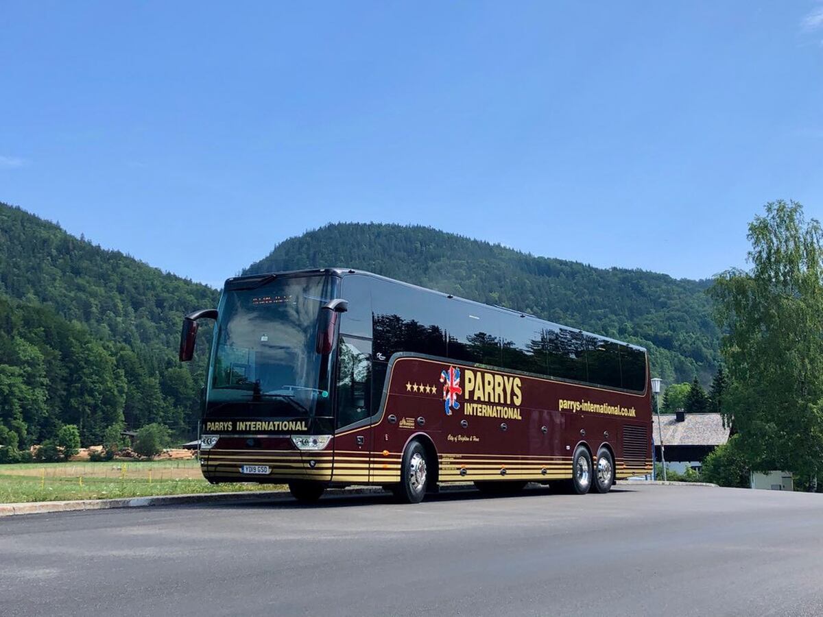 Coach Tours Firm Parrys Gets 800 000 Support From Lloyds Bank