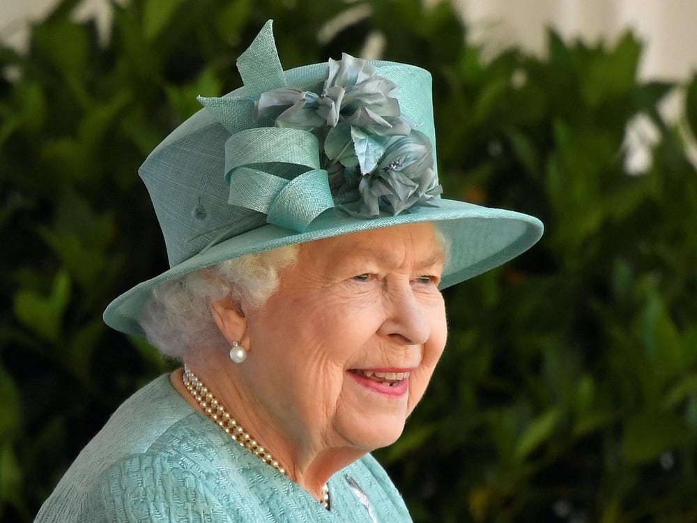 Queen Elizabeth's birthday marked with smaller ceremony due to coronavirus pandemic