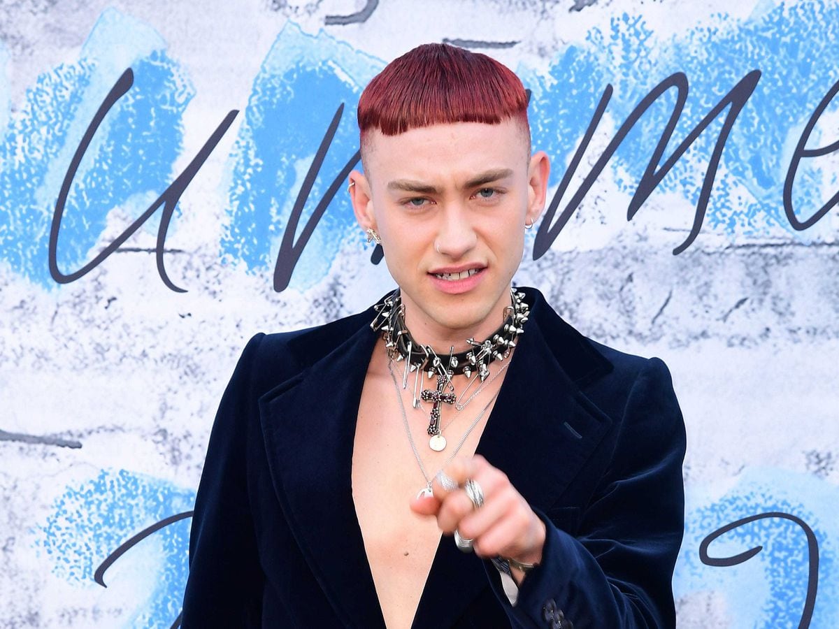 It's A Sin's Olly Alexander urges fans to get an HIV test ...