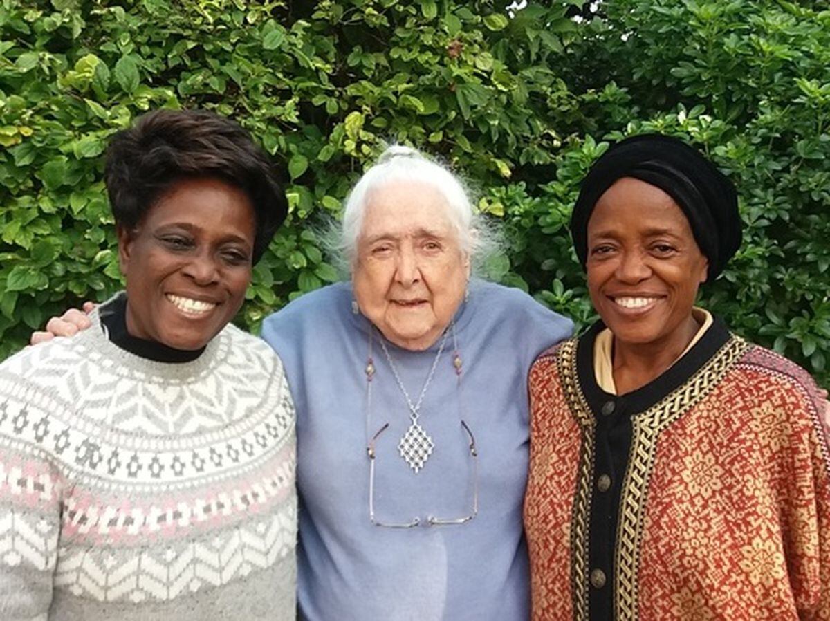Professor Lalage Bown with her foster daughters Taiwo Oluwatomisin and Kehinde Akin