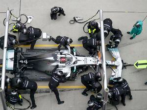 Lewis Hamilton making a pit stop at the Chinese GP