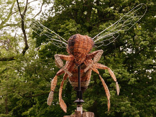 The impressive bee sculpture