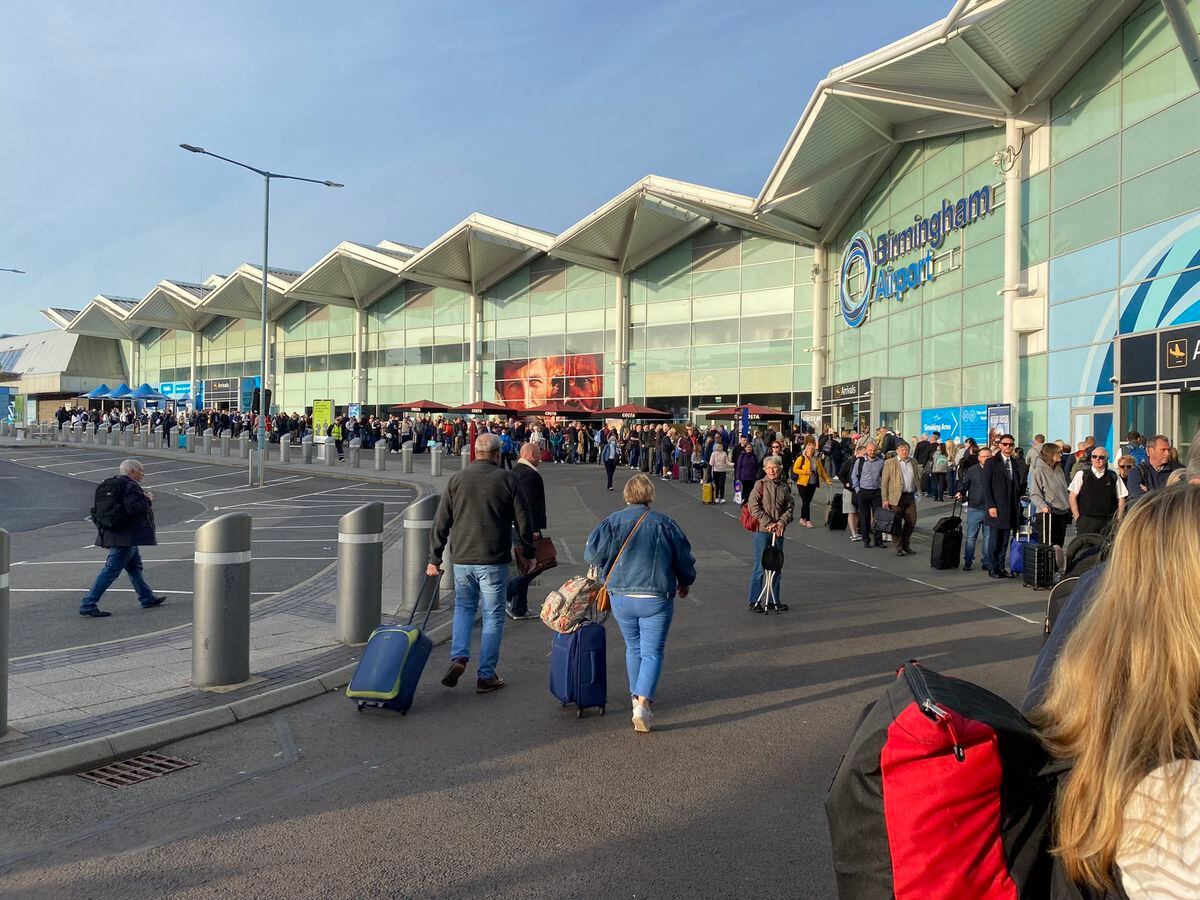 Photo taken by a passenger flying from Birmingham Airport to Edinburgh, Matthew Broome, show huge queues on the morning of Monday, May 9. Credit: Matthew Broome/BPM.