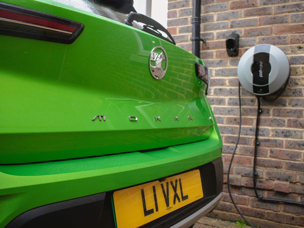 driveway-rental-firm-steps-in-to-replace-350-home-electric-car