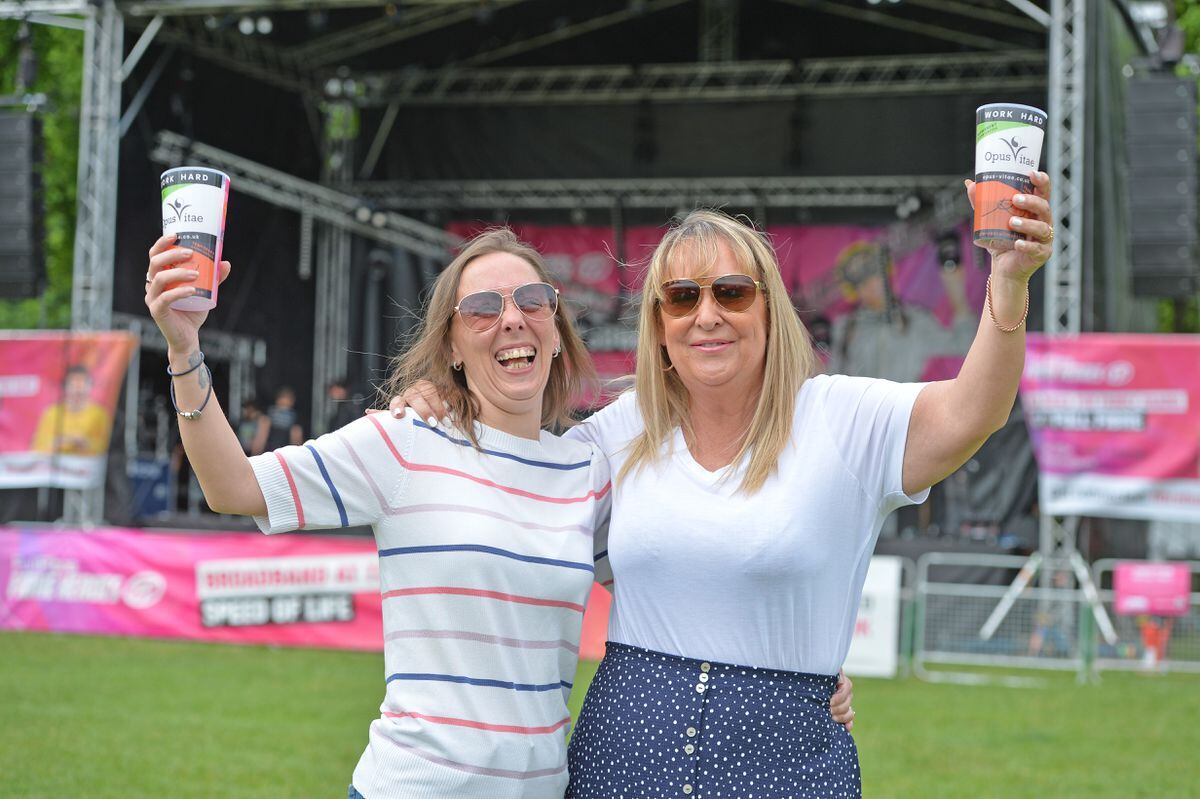 LAST COPYRIGHT TIM STURGESS SHROPSHIRE STAR...... 19/05/2021 Shropshire Party at the Park in the Quarry. Pictured, left, Lisa Hand and Crissy Williams..