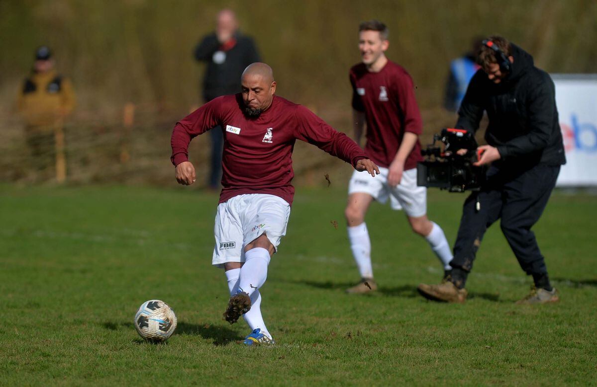 Roberto Carlos scored a second-half penalty for the Bull in the Barne