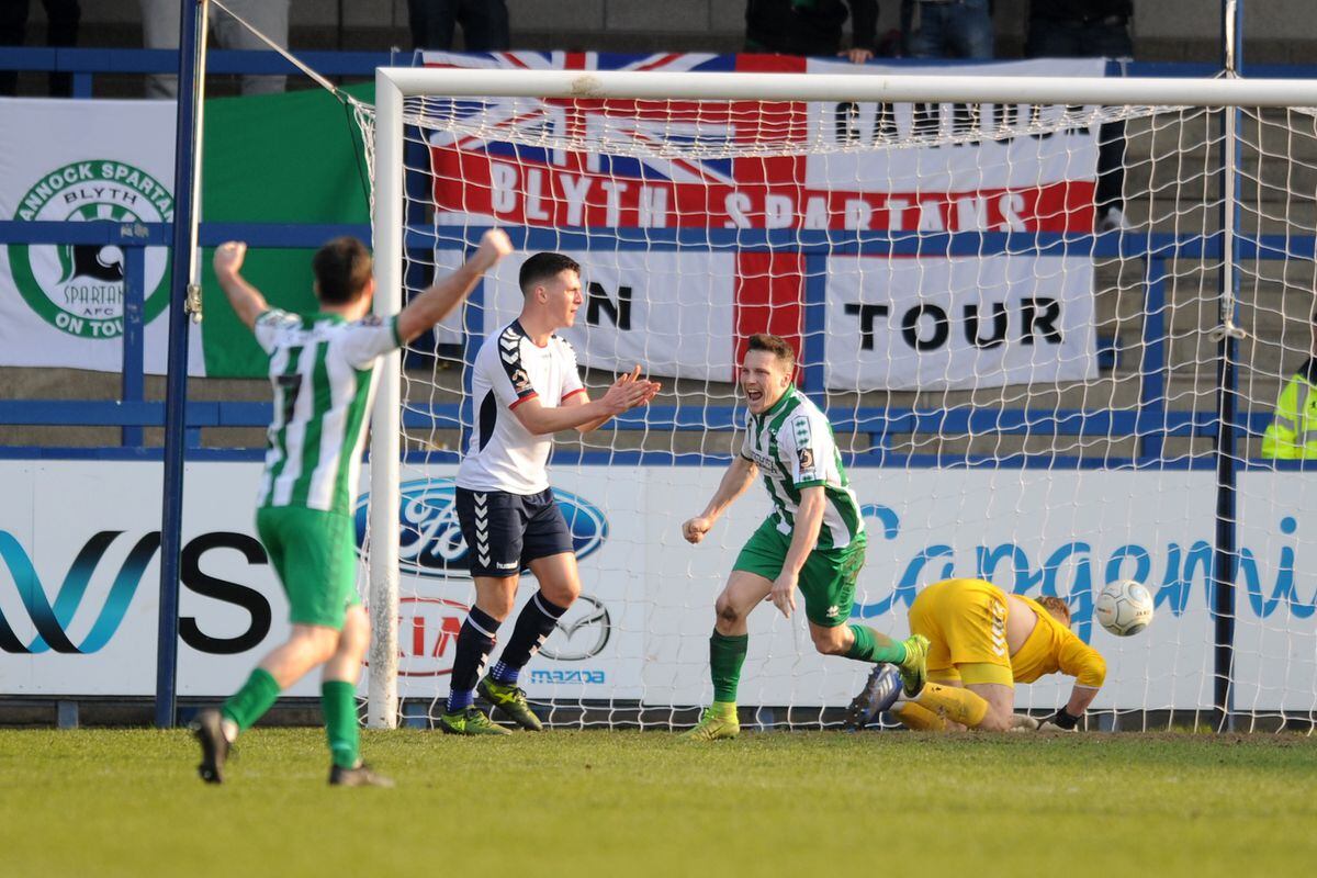 Daniel McGuire of Blyth fires past Joe Bursik to make it 1-1 during the Vanarama National League North fixture between AFC Telford United and Blyth Spartans at the New Bucks Head