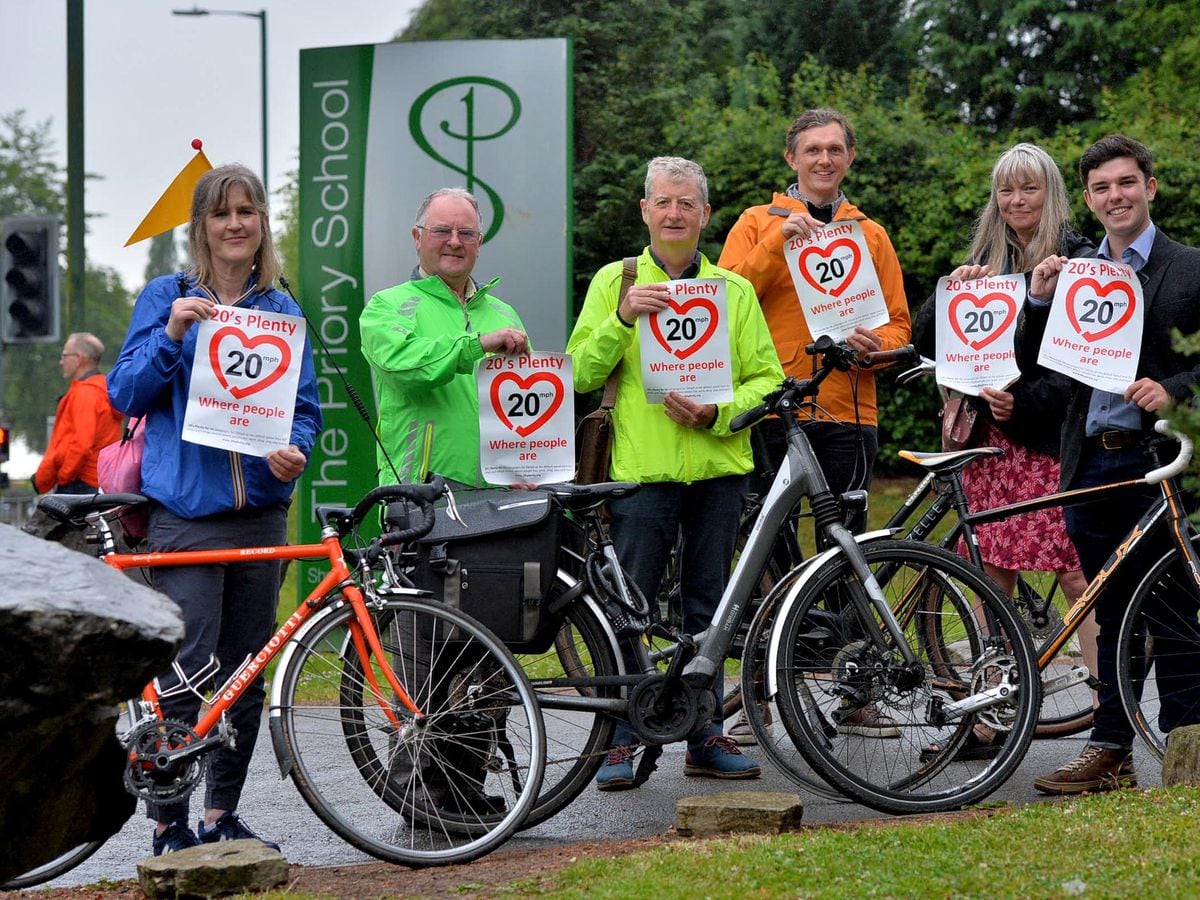 Several Shrewsbury town councillors lent their support to campaigns for safer roads around The Priory School and Meole Brace Secondary School