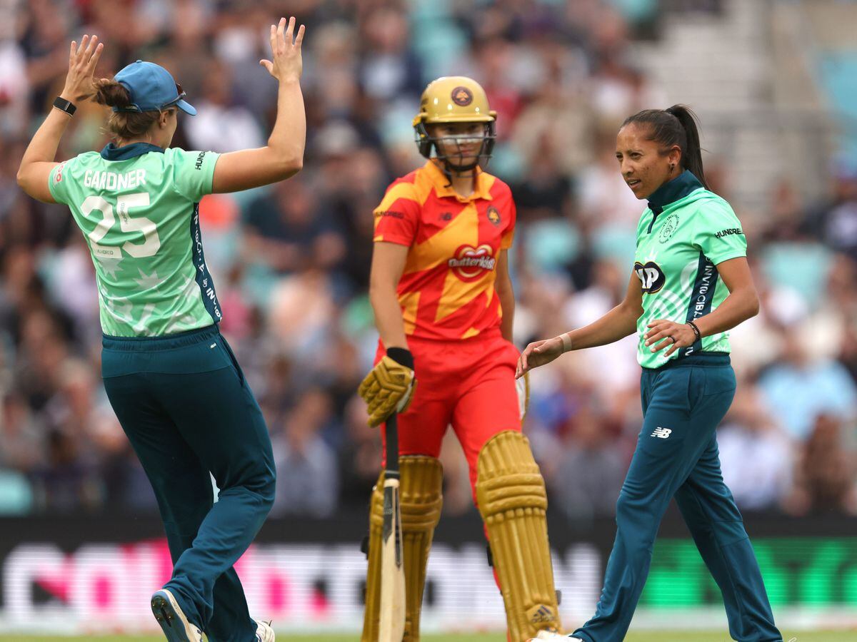 Oval Invincibles' Shabnim Ismail (right) celebrates the wicket of Birmingham Phoenix's Issy Wong (centre) during The Hundred Eliminator women's match at the Kia Oval, London. Picture date: Friday August 20, 2021. PA Photo. See PA story CRICKET Hundred. Photo credit should read: Steven Paston/PA Wire...RESTRICTIONS: Editorial use only. No commercial use without prior written consent of the ECB. Still image use only. No moving images to emulate broadcast. No removing or obscuring of sponsor logos..