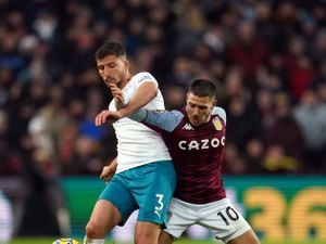 
              
Manchester City's Ruben Dias and Aston Villa's Emiliano Buendia (right) battle for the ball during the Premier League match between Aston Villa and Manchester City at Villa Park, Birmingham. Picture date: Wednesday December 1, 2021. PA Photo. See PA Story SOCCER Villa. Photo credit should read: Nick Potts/PA Wire.


RESTRICTIONS: EDITORIAL USE ONLY No use with 
unauthorised audio, video, data, fixture lists, club/league logos or "live" services. Online in-match use limited to 120 images, no video emulation. No use in betting, games or single club/league/player publications..
            
