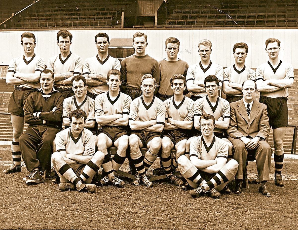 Wolves in 1959, Ron Flowers can be seen in the back line.