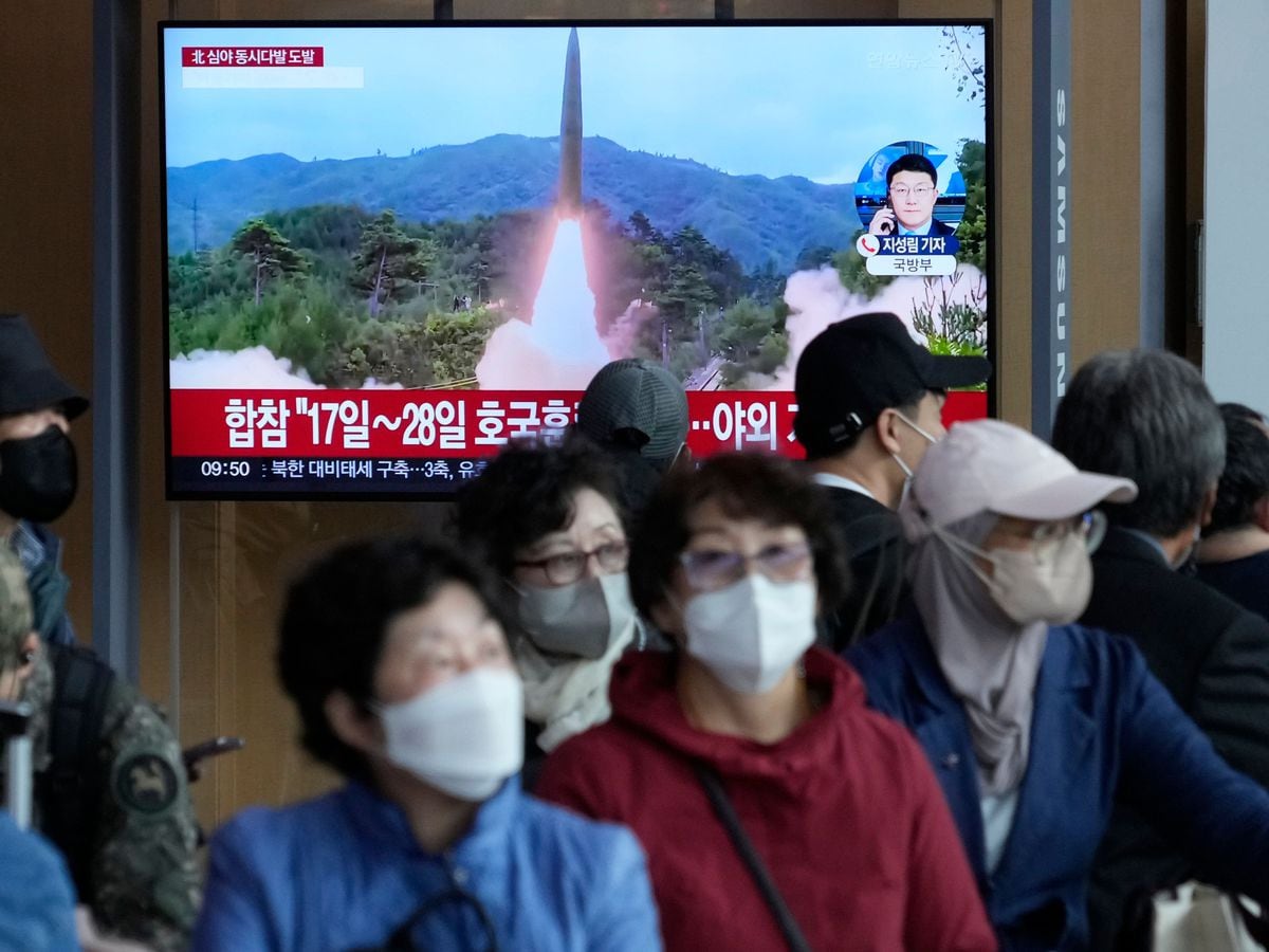 North Korea fires artillery shells close to border with South Korea