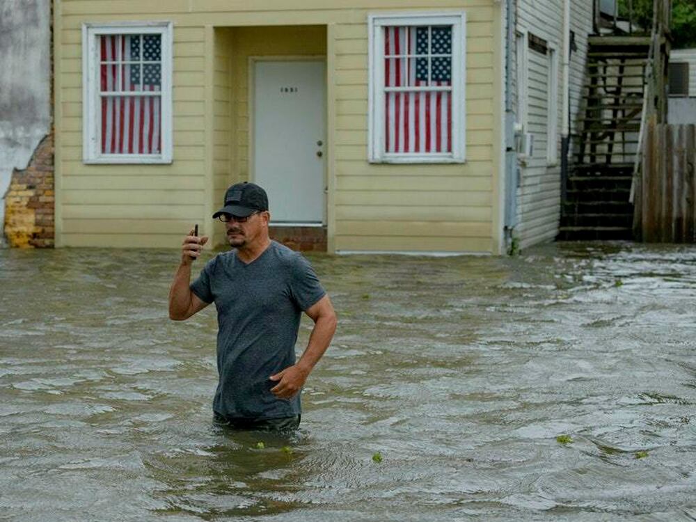 Storm Barry Sweeps Into Louisiana Threatening Days Of Heavy