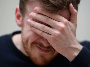 Man suffers from migraine