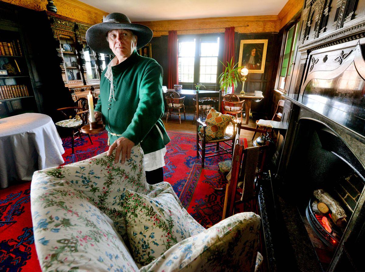 English Heritage relaunches 'Civil War gem' Boscobel House and Royal Oak tree 