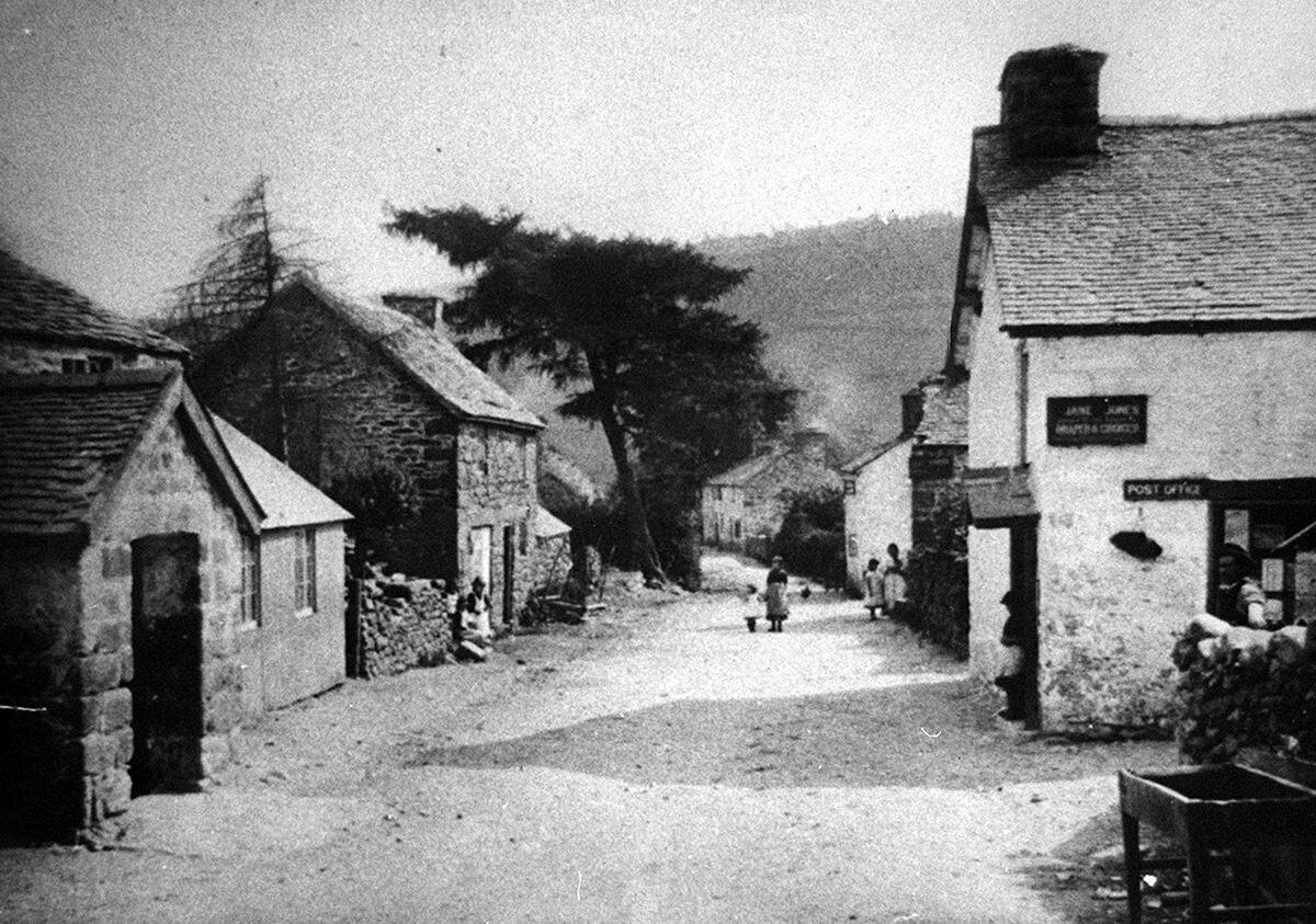The building on the right is purportedly the post office and grocery store (Picture loaned by Mrs Margaret Evans)