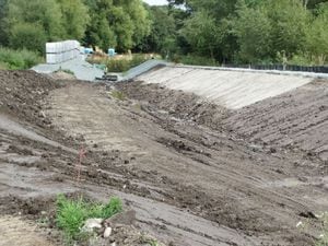 Work to restore a dry section of the Montgomery canal