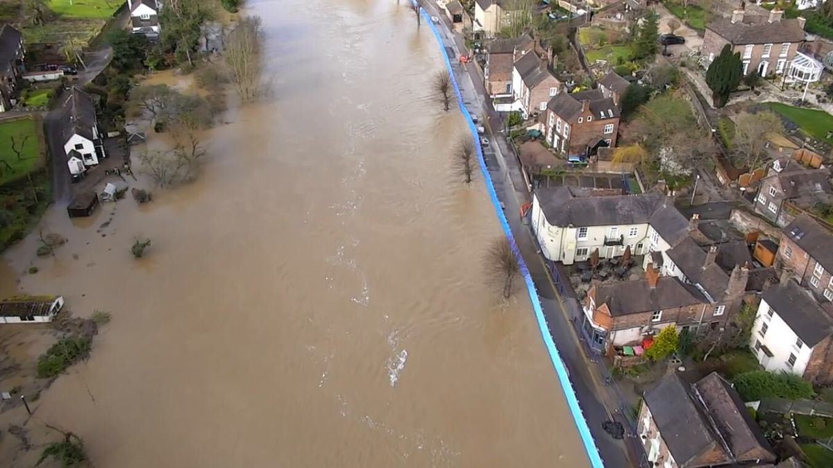Flooding in Ironbridge> Photo: @DaveThroupEA