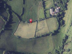 Where Dukeshill Stables have been built - from Grid Reference Finder.