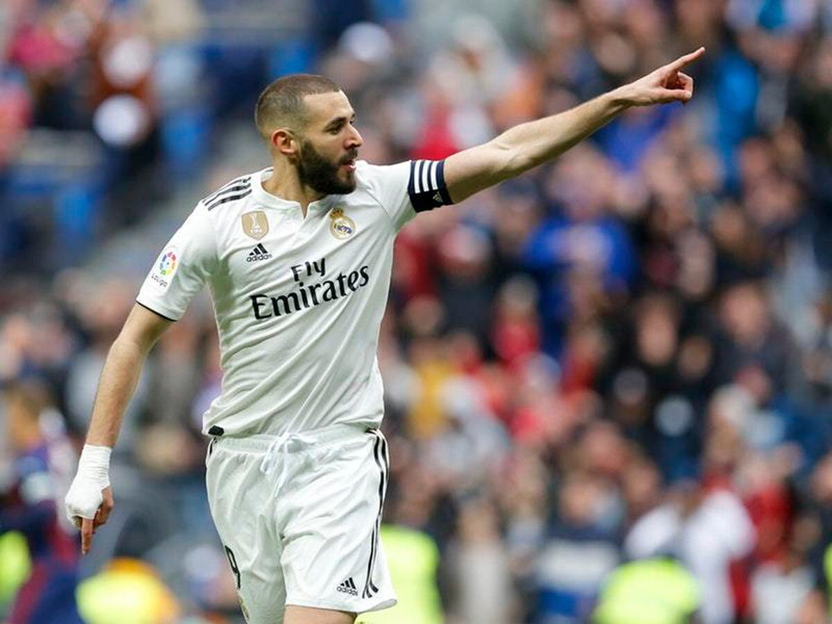 Karim Benzema scores twice as Real Madrid rally to beat Eibar ...