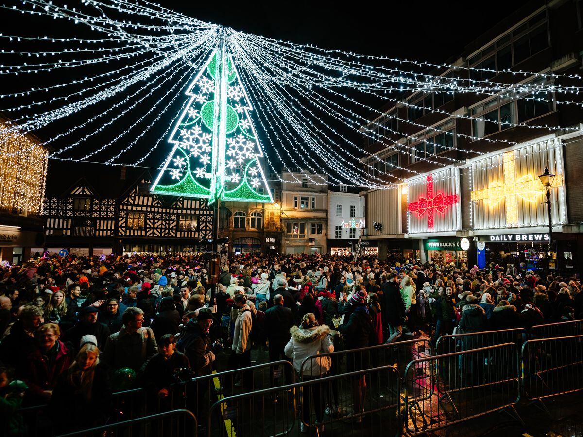 Crowds gather in Shrewsbury for the 2021 Christmas lights switch-on