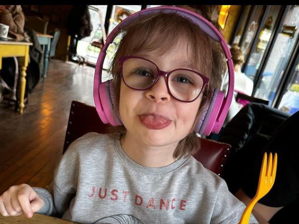 Dulcie, six, was diagnosed in December 2021 with stage four neuroblastoma. Photo: Debbie O'Kelly