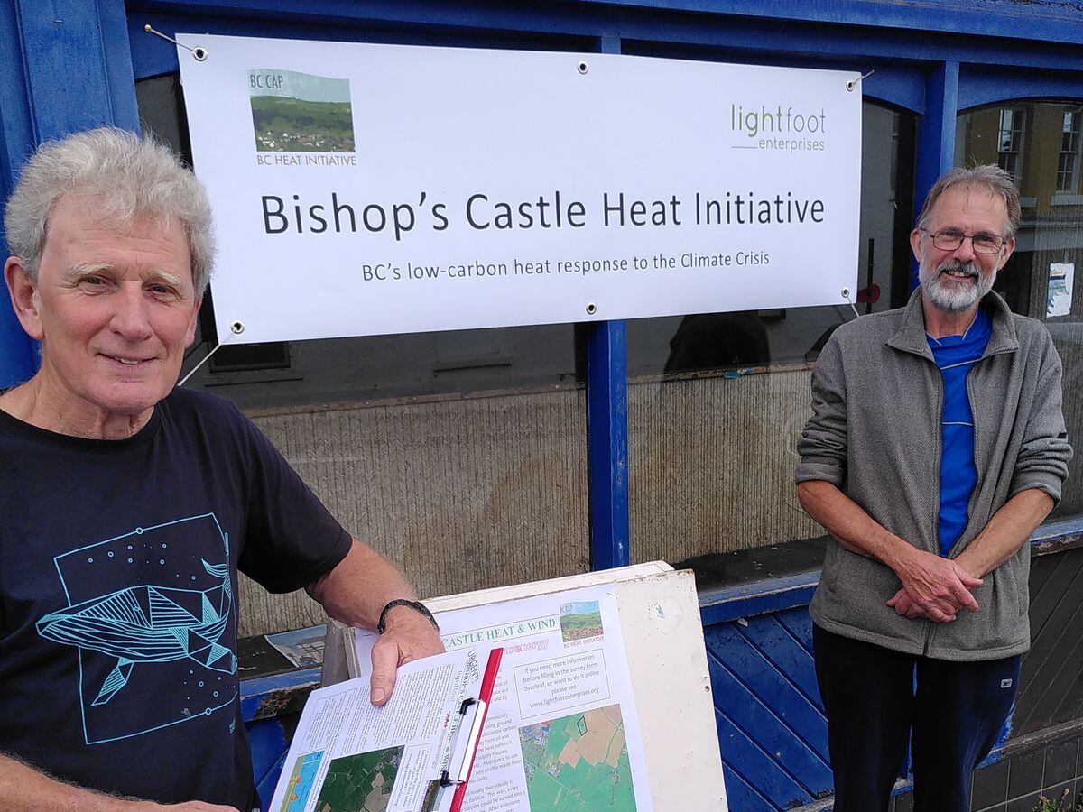 David Luckhurst and Dave Thomlinson are consulting residents about plans for a central heat pump