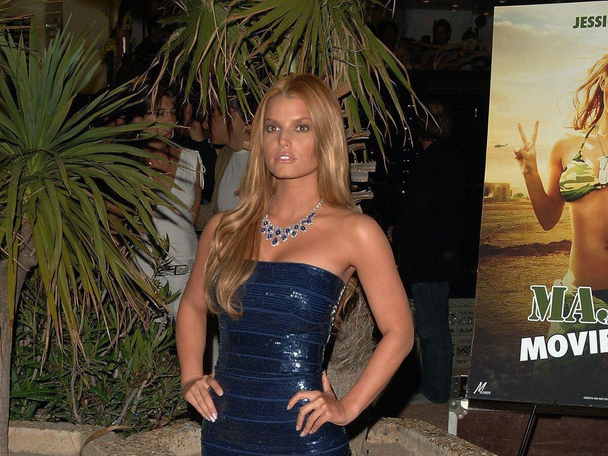 Jessica Simpson marks end of her 30s by posing in 14-year-old jeans