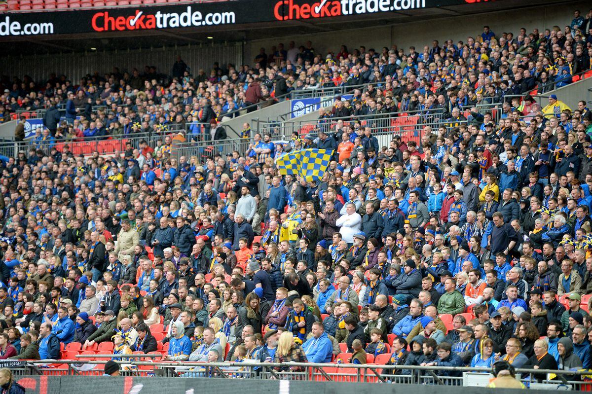 Blue and amber in the Town end