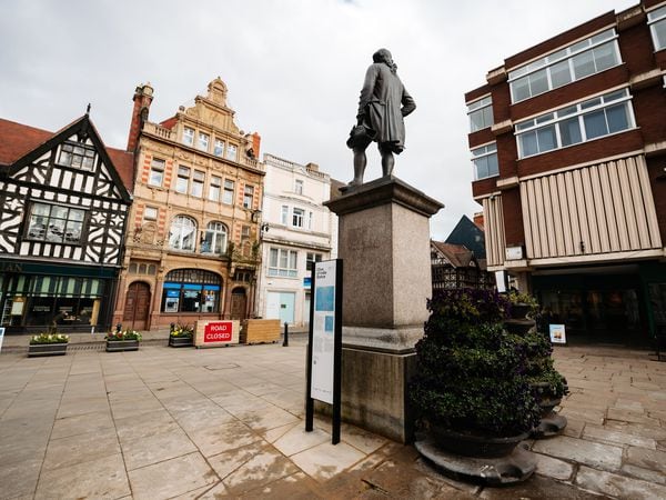 An 'interpretation board' has now been added to Shrewsbury's controversial statue of Clive of India.