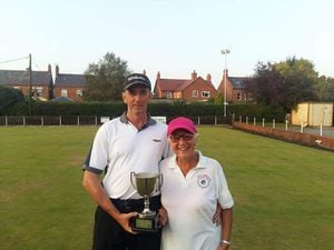 Mixed Doubles magic for Gary Whitehall and Pat Davies