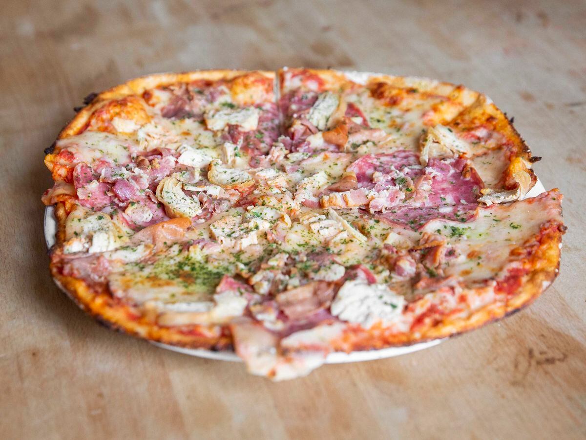 chicken and bacon pizza
