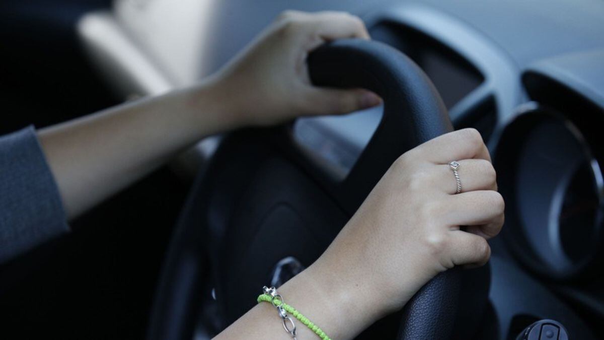 Failure to shop around for car insurance leaving drivers £